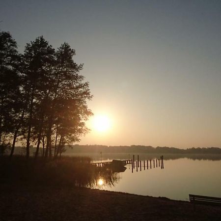 Fewoamglubigsee ヴェンディッシュ・リーツ エクステリア 写真
